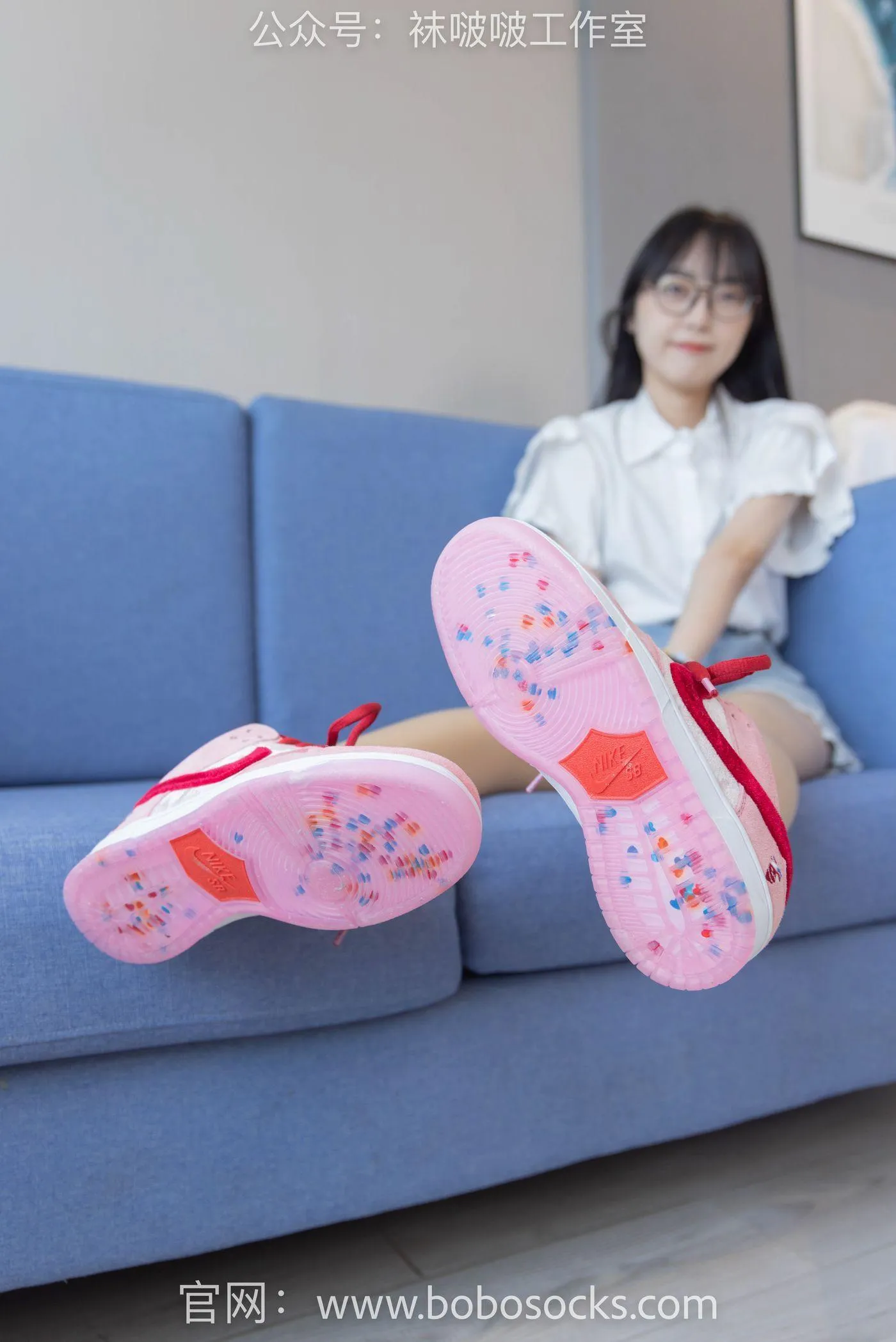 [BoBoSocks袜啵啵]NO.097 稚予-板鞋、玻璃丝短袜、肉丝 [140P]插图4